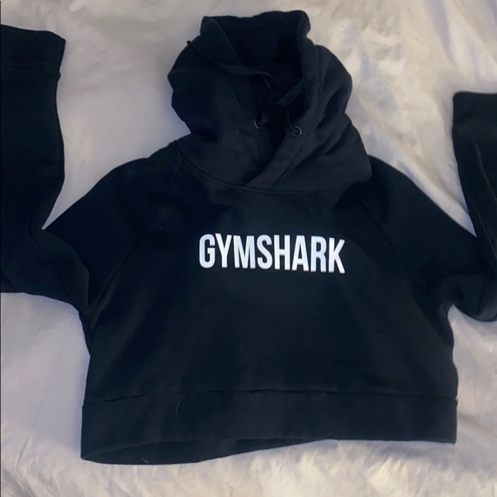 gymshark cropped hoodie!